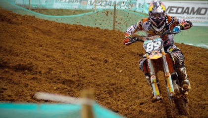 开云在线-国家队战术强调防守与快攻转换，防守快攻的积极办法