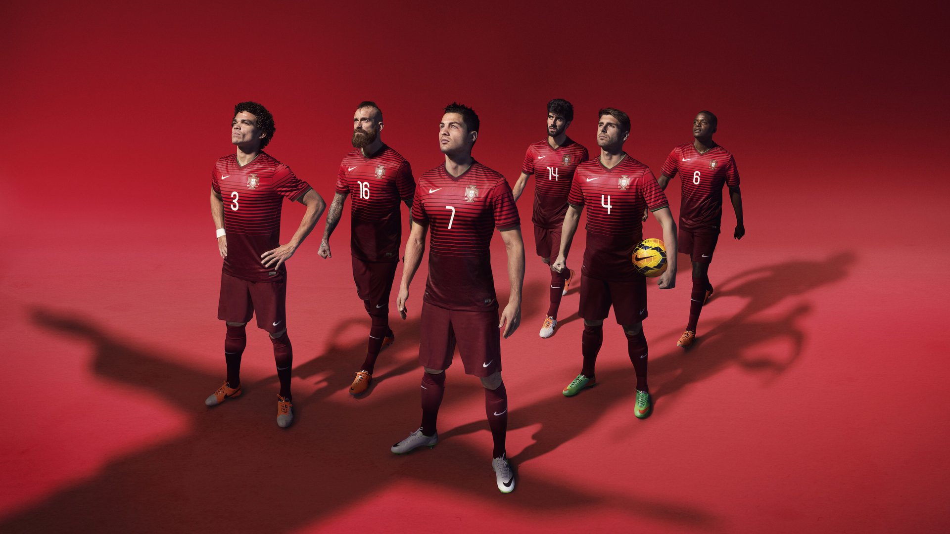 门兴格拉德巴赫签约新后卫，门兴格拉德巴赫首发阵容